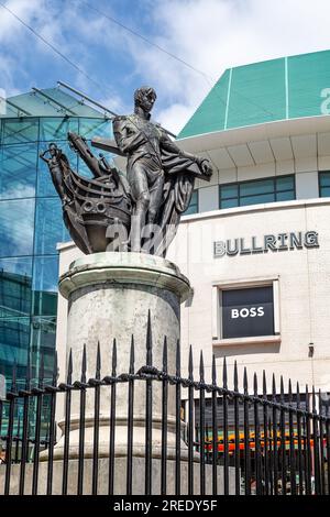 Statue von Horatio Nelson vor der Bullring Shopping Mall in Birmingham, West Midlands, Großbritannien, am 23. Juli 2023 Stockfoto