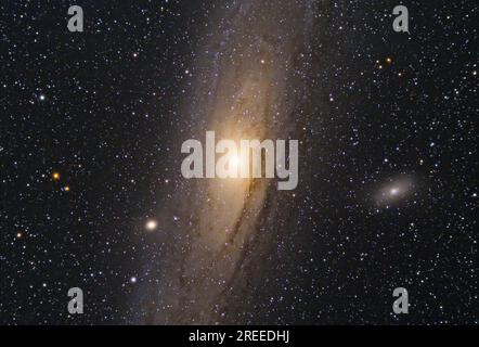 Andromeda Galaxy, Messier 31 und seine Satelliten Galaxien Messier 32 und Messier 110, in der Konstellation Andromeda Stockfoto