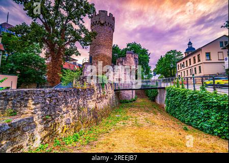 Blick auf die Festung Pulverturm, ehemalige Grenzbefestigung der Stadtmauer von Jena, Jena, Thüringen, Deutschland Stockfoto