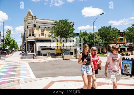 Athen Georgia,East Clayton Street,College Avenue,Unternehmen,restaurierte historische Gebäude,Fußgänger Bewohner,Teenager,Jugendliche, Stockfoto