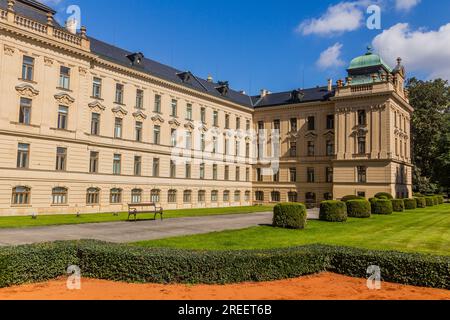 Strakova akademie in Prag, Sitz der tschechischen Regierung Stockfoto