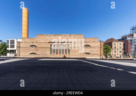 Theaterhaus Stuttgart in der ehemaligen Rheinstahlhalle Pragsattel, Außenansicht, Privattheater, Veranstaltungsort und soziokulturelles Zentrum Stuttgart Stockfoto