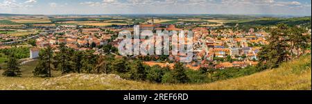 Panorama von Mikulov, Südmährische Region, Tschechische Republik Stockfoto