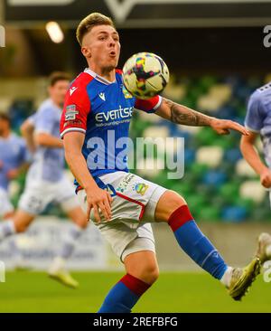 Linfield-Spieler Chris McKee - Linfield vs Pogoń Szczecin, UEFA Europa Conference League, Donnerstag, 27. Juli 2023, Windsor Park Belfast Stockfoto