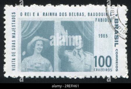 BRASILIEN - CA. 1965: Briefmarke gedruckt von Brasilien, zeigt König Baudouin und Königin Fabiola von Belgien, ca. 1965 Stockfoto