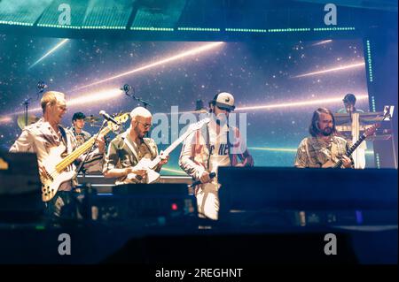 Bari, Italien. 27. Juli 2023. Pinguini Tattici Nucleari Credit: Unabhängige Fotoagentur/Alamy Live News Stockfoto