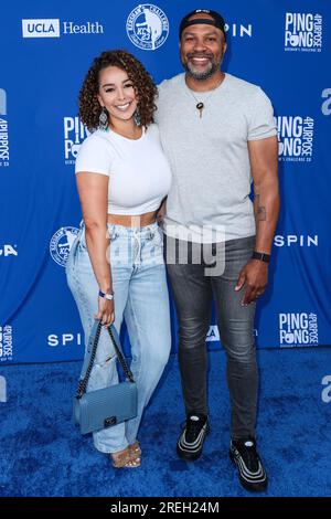 ELYSIAN PARK, LOS ANGELES, KALIFORNIEN, USA - 27. JULI: Gloria Govan und Derek Fisher treffen am 27. Juli 2023 im Elysian Park, Los Angeles, Kalifornien, USA bei der Kershaw's Challenge 10. ein jährliches Ping Pong 4 Purpose 2023 Charity Event Celebrity Tournament im Dodger Stadium. (Foto von Xavier Collin/Image Press Agency) Stockfoto