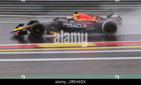 Stavelot, Belgien. 28. Juli 2023. Red Bull Racing Dutch Rider Max Verstappen, das während der ersten Trainingseinheit beim Grand Prix F1 in Belgien in Spa-Francorchamps gezeigt wurde. Der Spa-Francorchamps Formel 1 Grand Prix findet an diesem Wochenende vom 28. Juli bis 30. Juli statt. BELGA FOTO BENOIT DOPPAGNE Kredit: Belga News Agency/Alamy Live News Stockfoto