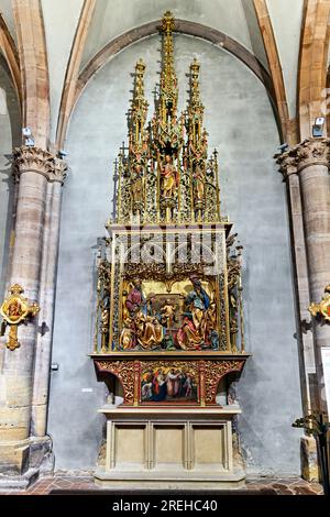 Colmar Elsass Frankreich. Elsässer Weinstraße. St. Martin-Kirche Stockfoto