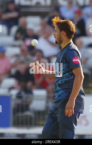 Chester le Street, 16. Juni 2023. Zaman Khan Bowling für Derbyshire Falcons gegen Durham Cricket in einem Spiel der Vitality Blast im Seat Unique Riverside, Chester le Street. Kredit: Colin Edwards Stockfoto