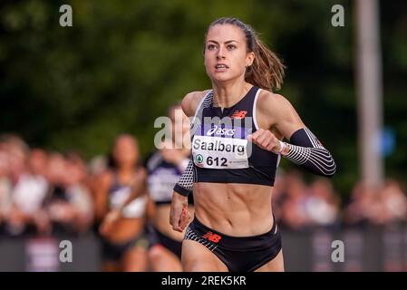 BREDA, NIEDERLANDE - JULI 28: Eveline Saalberg von GVAC im Frauenfinale - 400 Meter Halbfinale während der niederländischen Leichtathletik-Meisterschaft am 28. Juli 2023 in Breda, Niederlande (Foto von Andre Weening/Orange Pictures). Gutschrift: Orange Pics BV/Alamy Live News Stockfoto