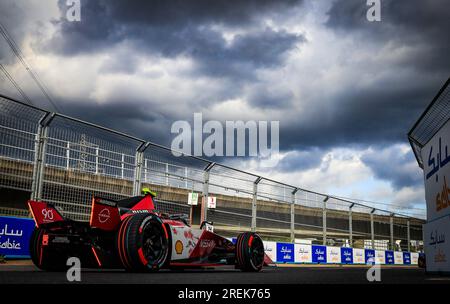 Nissans Norman NATO während der Übung 1 vor dem Hankook London E-Prix 2023 auf dem Excel Circuit, London. Bilddatum: Freitag, 28. Juli 2023. Stockfoto