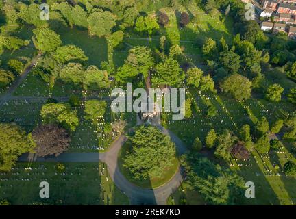 Der 1. Friedhof in Ipswich, Suffolk, Großbritannien, aus der Vogelperspektive Stockfoto