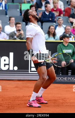 Hamburg, Deutschland. 28. Juli 2023. Tennis: Hamburg European Open (ATP-Turnier), Rothenbaum-Tennisstadion, Männer, Singles, Quarterfinals, Ruud (Norwegen) - Fils (Frankreich). Arthur Fils zum wohl. Kredit: Frank Molter/dpa/Alamy Live News Stockfoto