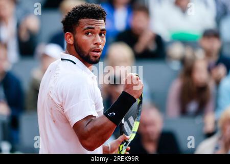 Hamburg, Deutschland. 28. Juli 2023. Tennis: Hamburg European Open (ATP-Turnier), Rothenbaum-Tennisstadion, Männer, Singles, Quarterfinals, Ruud (Norwegen) - Fils (Frankreich). Arthur Fils zum wohl. Kredit: Frank Molter/dpa/Alamy Live News Stockfoto