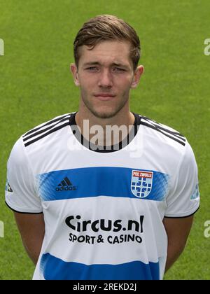 ZWOLLE - Damian van der Haar während des Fotopressetages von PEC Zwolle im MAC3Park-Stadion am 27. Juli 2023 in Zwolle, Niederlande. AP | niederländische Höhe | GERRIT VON KÖLN Stockfoto