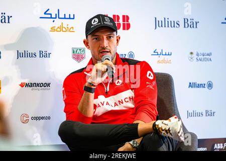 LONDON, VEREINIGTES KÖNIGREICH. 28. Juli 2023. Jake Dennis auf der Driver's Press Conference während des ABB FIA Formel E 2023 Hankook London E-Prix bei der Excel am Freitag, den 28. Juli 2023 in LONDON, ENGLAND. Kredit: Taka G Wu/Alamy Live News Stockfoto