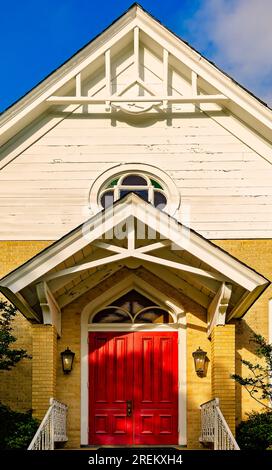 Die Christuskirche ist am 11. Mai 2023 in Pascagoula, Mississippi, abgebildet. Die 1894 erbaute Kirche wurde 1888 gegründet. Stockfoto