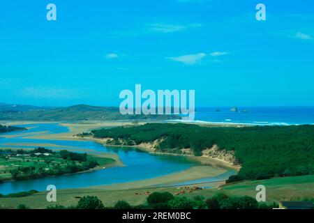 Flussmündung des San Martin de la Arena River, Santander, Kantabrien, Flussmündung, Spanien Stockfoto