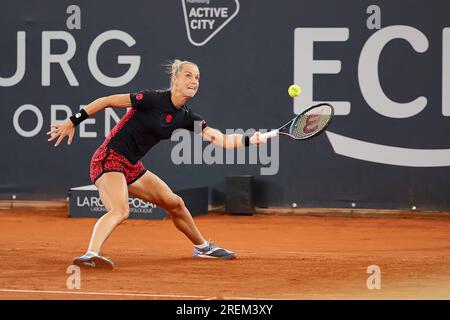 Hamburg, Hamburg, Deutschland. 28. Juli 2023. ARANTXA RUS (NED) in Aktion bei den Hamburg European Open. (Kreditbild: © Mathias Schulz/ZUMA Press Wire) NUR REDAKTIONELLE VERWENDUNG! Nicht für den kommerziellen GEBRAUCH! Stockfoto