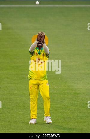 Northampton Mai 26 : Darron Nedd von Grenada während des Spiels T20 zwischen Northamptonshire Steelbacks und Grenada Cricket im County Ground Northampton am 28 . Juli 2023 in Northampton England . Stockfoto