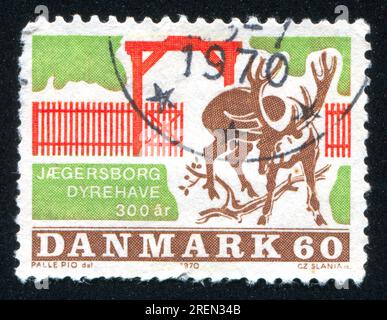 DÄNEMARK - CIRCA 1970: Stempel gedruckt von Dänemark, zeigt Hirsch, circa 1970 Stockfoto