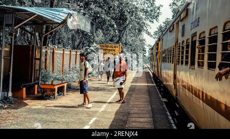 Der Bahnhof Nilambur Road ist ein Bahnhof, der die Stadt Nilambur im Malappuram-Bezirk Kerala, Indien, bedient. 10. Juli 2023 Stockfoto