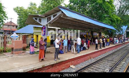 Der Bahnhof Nilambur Road ist ein Bahnhof, der die Stadt Nilambur im Malappuram-Bezirk Kerala, Indien, bedient. 10. Juli 2023 Stockfoto