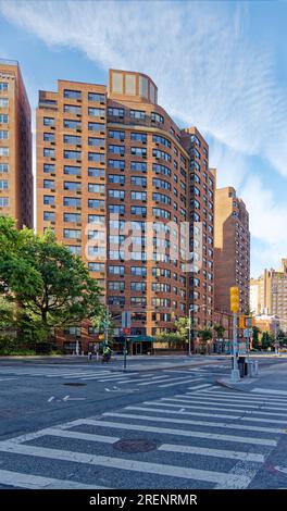 West Village: 14 Horatio Street, Van Gogh, ist ein Hochhaus im Greenwich Village Historic District in Manhattan. Stockfoto