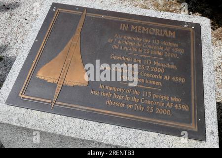 Paris, Flughafen Charles-de-Gaulle, Denkmal für die Opfer des Concorde-Absturzes am 25.7.2000 // Paris, Flughafen Charles-de-Gaulle, Denkmal für die VI Stockfoto