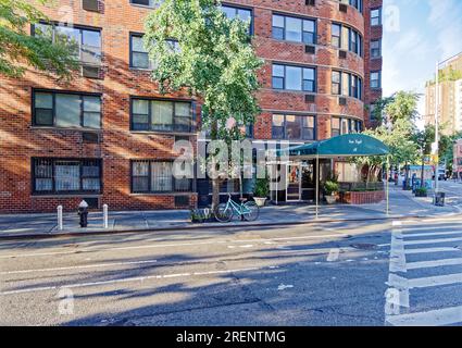 West Village: 14 Horatio Street, Van Gogh, ist ein Hochhaus im Greenwich Village Historic District in Manhattan. Stockfoto