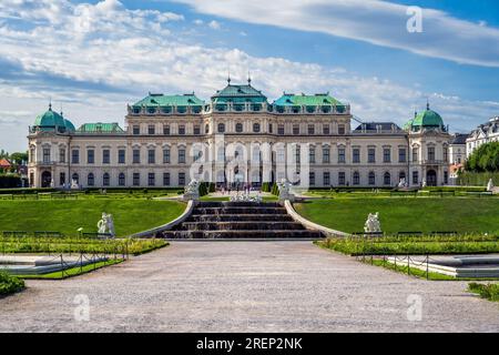 Historischer Gebäudekomplex Oberes Belvedere, Wien, Österreich Stockfoto
