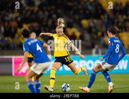 Wellington, Neuseeland. 29. Juli 2023. Wellington, Neuseeland, Juli 29. 2023: Fridolina Rolfo (18 Schweden) schießt den Ball während des Fußballspiels der FIFA Womens World Cup 2023 zwischen Schweden und Italien im Wellington Regional Stadium in Wellington, Neuseeland. (Ane Frosaker/SPP) Kredit: SPP Sport Press Photo. Alamy Live News Stockfoto