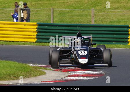 Dalton on Tees, 29. Juli 2023. Louis Sharp fährt für Rodin Carlin bei der britischen Meisterschaft ROKIT F4 auf dem Croft Circuit. Kredit: Colin Edwards/Alamy Live News Stockfoto