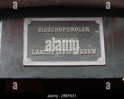 Die Wassermühle Bisschopsmolen (Bishop's Mill) befindet sich im Viertel Jeker in Maastricht, Niederlande Stockfoto