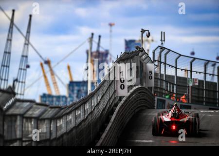 Nissans Norman NATO während der zweiten Übung am ersten Tag des Hankook London E-Prix 2023 auf dem Excel Circuit, London. Bilddatum: Samstag, 29. Juli 2023. Stockfoto