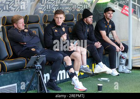 Hull, UK. 29. Juli 2023. Greg Docherty #8 of Hull City on the Bank während des Vorsaison-Freundschaftsspiels Hull City vs Nantes im MKM Stadium, Hull, Großbritannien, 29. Juli 2023 (Foto von James Heaton/News Images) in Hull, Großbritannien, am 7./29. Juli 2023. (Foto: James Heaton/News Images/Sipa USA) Guthaben: SIPA USA/Alamy Live News Stockfoto