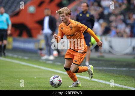 Hull, UK. 29. Juli 2023. Harry Vaughan #14 von Hull City auf dem Ball während des Vorsaison-Freundschaftsspiels Hull City vs Nantes im MKM Stadium, Hull, Großbritannien, 29. Juli 2023 (Foto von James Heaton/News Images) in Hull, Großbritannien, am 7./29. Juli 2023. (Foto: James Heaton/News Images/Sipa USA) Guthaben: SIPA USA/Alamy Live News Stockfoto