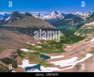 preston Park und der ferne Gipfel des Mount jackson über jackson Gletscher im Glacier National Park, montana Stockfoto