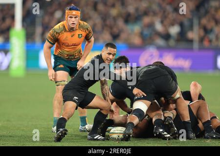 Melbourne, Australien. 29. Juli 2023; Melbourne Cricket Ground, Melbourne, Victoria, Australien: Die eToro Rugby Championship Australien gegen Neuseeland; Aaron Smith von Neuseeland gibt Anweisungen für seinen Teamkollegen Credit: Action Plus Sports Images/Alamy Live News Stockfoto