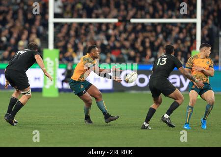 Melbourne, Australien. 29. Juli 2023; Melbourne Cricket Ground, Melbourne, Victoria, Australien: Die eToro Rugby Championship Australien gegen Neuseeland; Samu Kerevi von Australien gewinnt den Ball Credit: Action Plus Sports Images/Alamy Live News Stockfoto