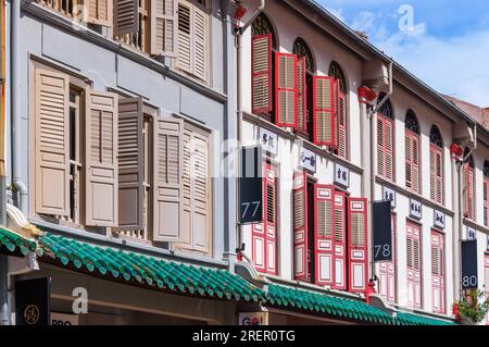 Shophouses in der Amoy Street, Singapur Stockfoto