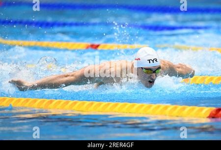 Fukuoka, Japan. 29. Juli 2023. Maxime Grousset of France tritt am 29. Juli 2023 bei den Wasserweltmeisterschaften in Fukuoka, Japan, beim Schmetterlingsfinale der Männer 100m beim Schwimmen an. Kredit: Xia Yifang/Xinhua/Alamy Live News Stockfoto