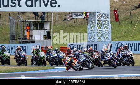 Most, Tschechische Republik. 29. Juli 2023. Autodrom Most, Most, Tschechische Republik, 29. Juli 2023, Erste Runde während der Acerbis Czech Round FIM Superbike World Championship 2023 - Race1 - World Superbike - SBK Credit: Live Media Publishing Group/Alamy Live News Stockfoto