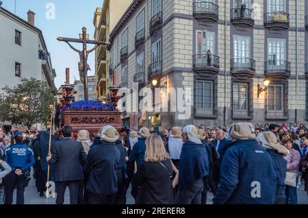 MADRID, SPANIEN - 14. APRIL 2019: Traditionelle Prozession zur Heiligen Woche, am Palmsonntag, in Madrid, Spanien Stockfoto
