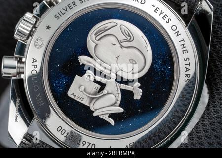 Omega Speedmaster Apollo 13 Silver Snoopy Award BW 311.32.42.30.04.003 Stockfoto