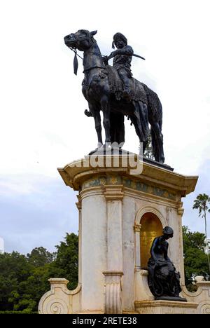 Statue von Narasimha Wadeyar im Lalbagh-Garten in Bengaluru Bangalore, Karnataka, Südindien, Indien, Asien Stockfoto