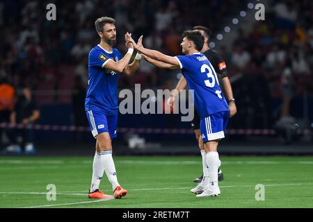 Madrid, Spanien. 29. Juli 2023. Die Spieler von El Barrio feiern im Finale der King's League ein Tor zwischen El Barrio und dem xBuyer Team im Civitas Metropolitano Stadium in Madrid, Spanien, am 29. Juli 2023. Kredit: Gustavo Valiente/Xinhua/Alamy Live News Stockfoto