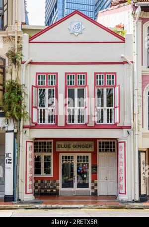 Fassade des Peranakan Blue Ginger Restaurants, Tanjong Pagar Road, Singapur Stockfoto