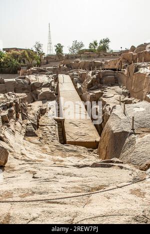 Der unvollendete Obelisk in den Steinbrüchen von Assuan, Ägypten. Stockfoto